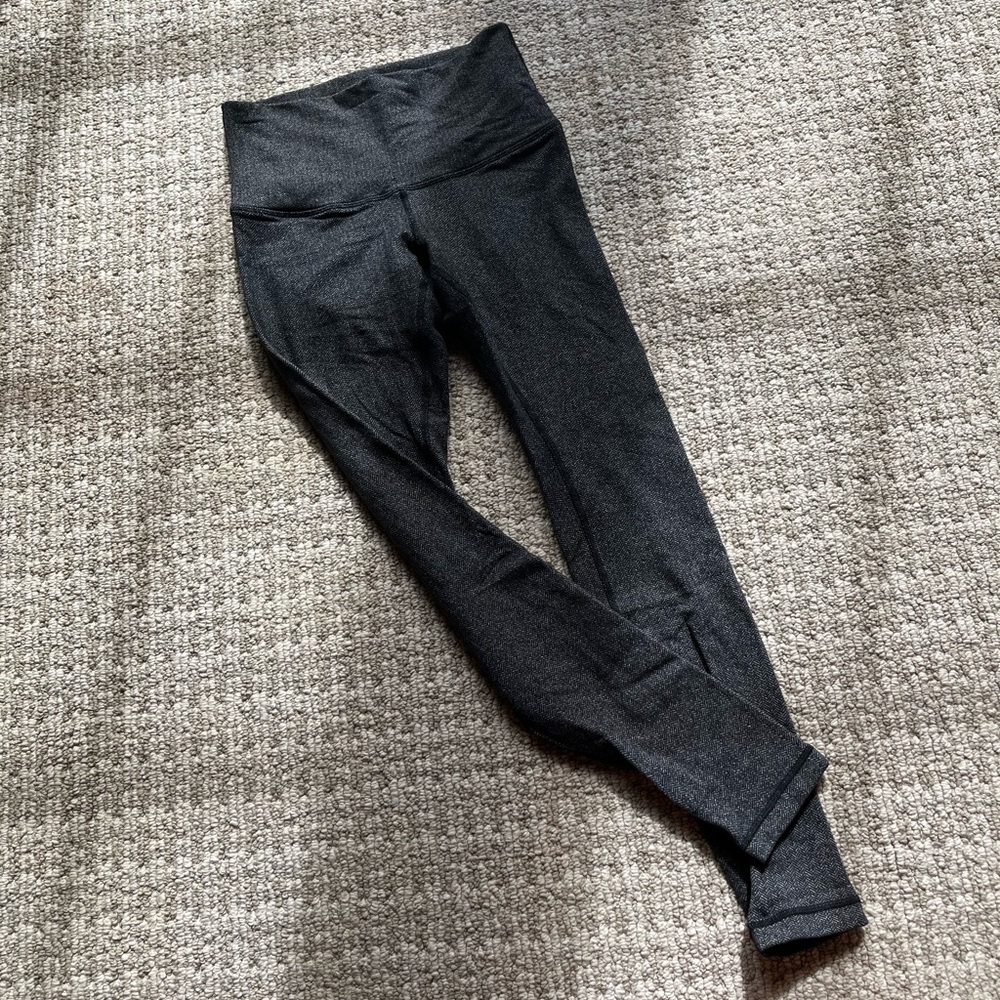 lululemon dark grey wunder unders 6